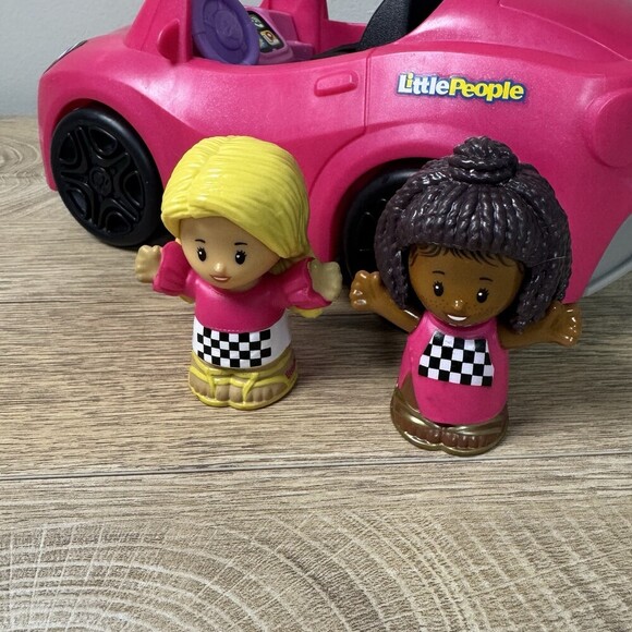 Fisher-Price Little People Barbie 2 Girls & Convertible Pink Car New - Picture 4 of 8